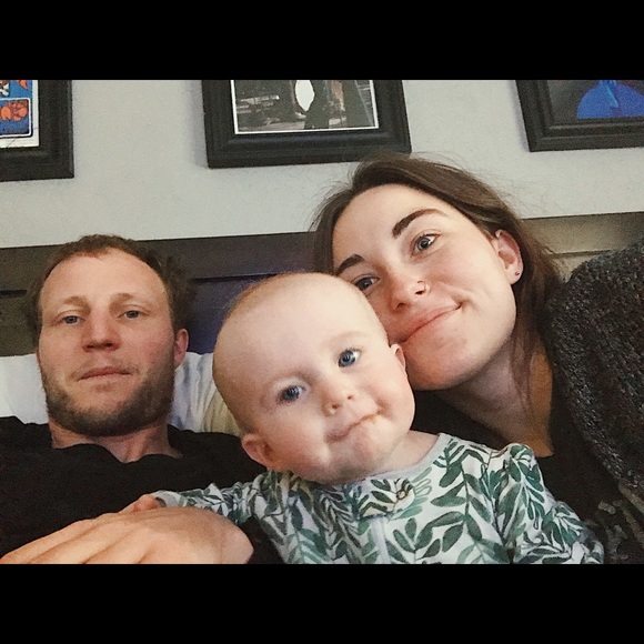 Meet your Posher, Tait - Picture 1 of 1